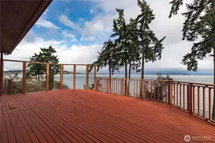 352 Marine Dr, Coupeville, WA 98239 - Photo 27