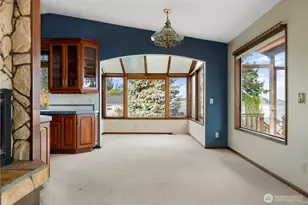 352 Marine Dr, Coupeville, WA 98239 - Photo 11