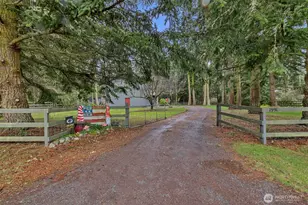 1991 Karen Rd, Oak Harbor, WA 98277 - Photo 3