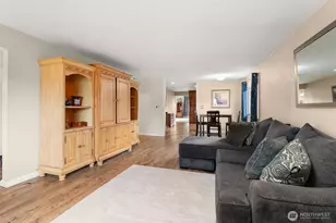 1708 6th Ave SW, Puyallup, WA 98371 - Photo 5