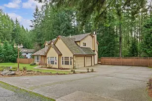 7996 Cabrini Dr SE, Port Orchard, WA 98367 - Photo 3