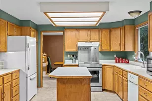 7996 Cabrini Dr SE, Port Orchard, WA 98367 - Photo 11