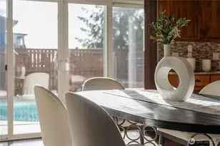 19837 47th Ave NE, Lake Forest Park, WA 98155 - Photo 9