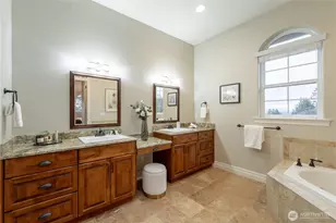 19837 47th Ave NE, Lake Forest Park, WA 98155 - Photo 33