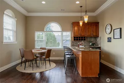 19837 47th Avenue NE, Lake Forest Park, WA 98155 - Photo 21