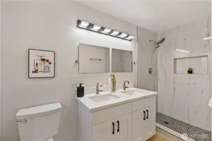 336 NE 175th St, Shoreline, WA 98155 - Photo 9