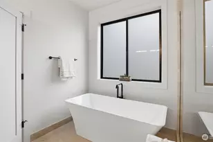 1015 N 35th St, Renton, WA 98056 - Photo 27