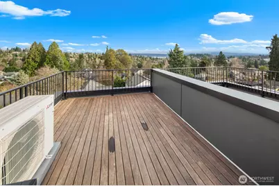 6012 B 35th Avenue NE, Seattle, WA 98115 - Photo 25