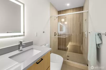 6012 B 35th Avenue NE, Seattle, WA 98115 - Photo 21