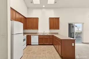 3910 68th Dr NE, Marysville, WA 98270 - Photo 11