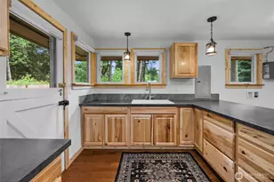 19823 Canyon Dr, Granite Falls, WA 98252 - Photo 9