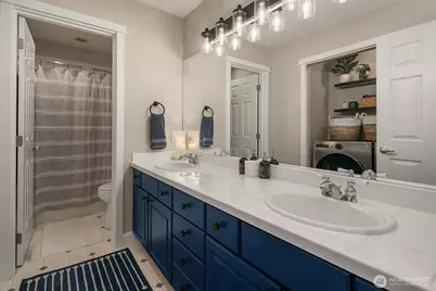 10012 NE 37th Court, Kirkland, WA 98033 - Photo 17