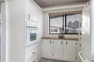 11436 SE 208th St, Kent, WA 98031 - Photo 13