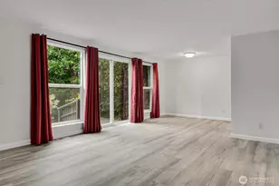 184 SW 200th St, Normandy Park, WA 98166 - Photo 3