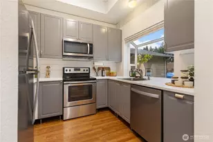 20901 Cypress Way, Lynnwood, WA 98036 - Photo 9