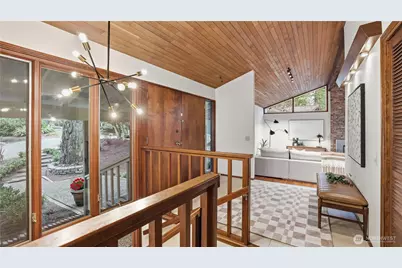 7808 89th Place SE, Mercer Island, WA 98040 - Photo 5