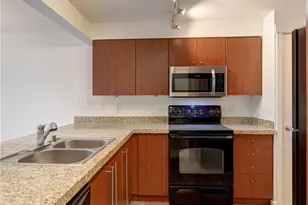 11303 NE 128th St, Kirkland, WA 98034 - Photo 9