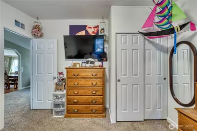 21503 Howard Avenue NE, Kingston, WA 98346 - Photo 21