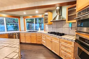 31710 Sunrise Beach Ct NE, Kingston, WA 98346 - Photo 5