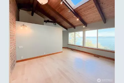 31710 Sunrise Beach Court NE, Kingston, WA 98346 - Photo 7