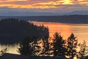 126 Cormorant Dr, Steilacoom, WA 98388 - Photo 3