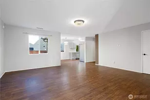 2742 SE 4th St, Renton, WA 98056 - Photo 5