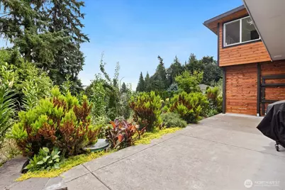 8807 Shadow Wood Drive, Everett, WA 98208 - Photo 35