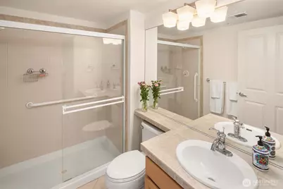 225 4th Avenue #A401, Kirkland, WA 98033 - Photo 19