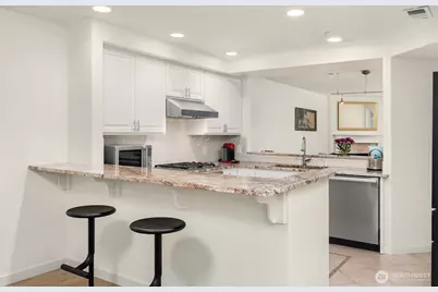 225 4th Avenue #A401, Kirkland, WA 98033 - Photo 5