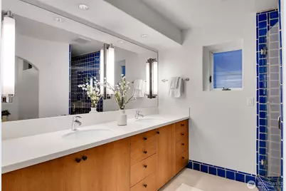 121 E Edgar Street, Seattle, WA 98102 - Photo 29