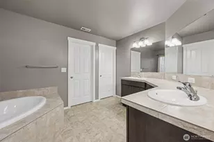 18818 106th Ave Ct E, Puyallup, WA 98374 - Photo 21