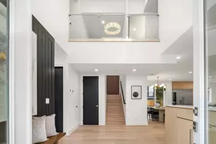 3983 162nd Pl SE, Bellevue, WA 98006 - Photo 3