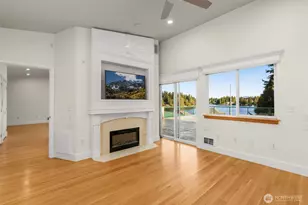 16226 Larch Way, Lynnwood, WA 98087 - Photo 25