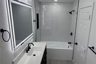 16226 Larch Way, Lynnwood, WA 98087 - Photo 9