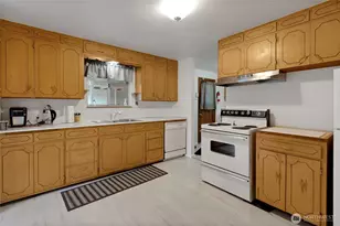 222 175th St E, Spanaway, WA 98387 - Photo 13