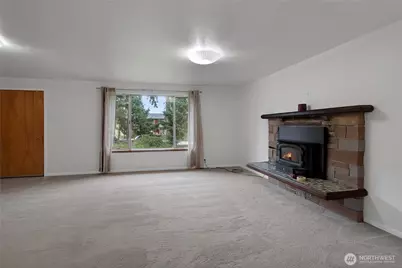 222 175th Street E, Spanaway, WA 98387 - Photo 5