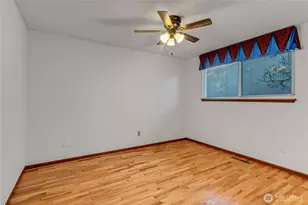 5218 S 11th St, Tacoma, WA 98465 - Photo 13