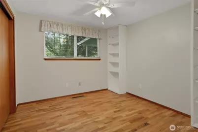 5218 S 11th St, Tacoma, WA 98465 - Photo 11