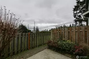 915 SW Kimball Dr, Oak Harbor, WA 98277 - Photo 35