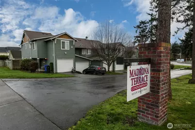 915 SW Kimball Drive #B3, Oak Harbor, WA 98277 - Photo 1