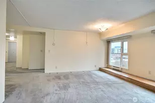 121 Vine St, Seattle, WA 98121 - Photo 9