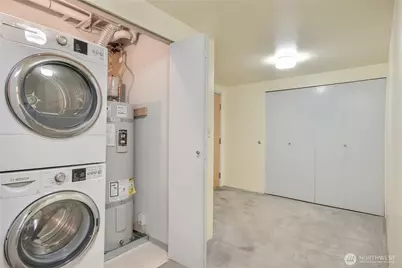 121 Vine Street #505, Seattle, WA 98121 - Photo 15