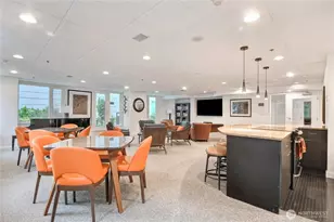 121 Vine St, Seattle, WA 98121 - Photo 17