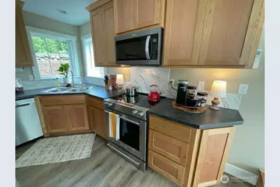 108 Chief Kiona, Silver Creek, WA 98585 - Photo 9