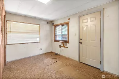 20006 117th Street E, Bonney Lake, WA 98391 - Photo 15