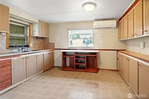 20006 117th St E, Bonney Lake, WA 98391 - Photo 11