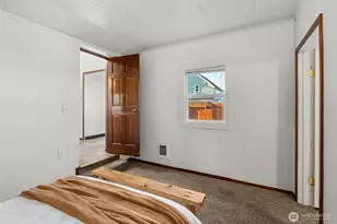 709 W Plum St, Centralia, WA 98531 - Photo 13