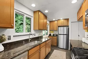 21806 NE 17th Ct, Sammamish, WA 98074 - Photo 11