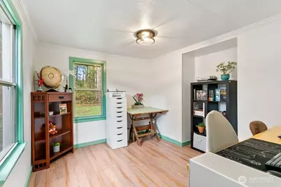 733 Eden Road W, Bremerton, WA 98312 - Photo 19