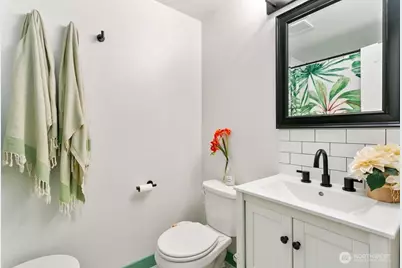 733 Eden Road W, Bremerton, WA 98312 - Photo 25